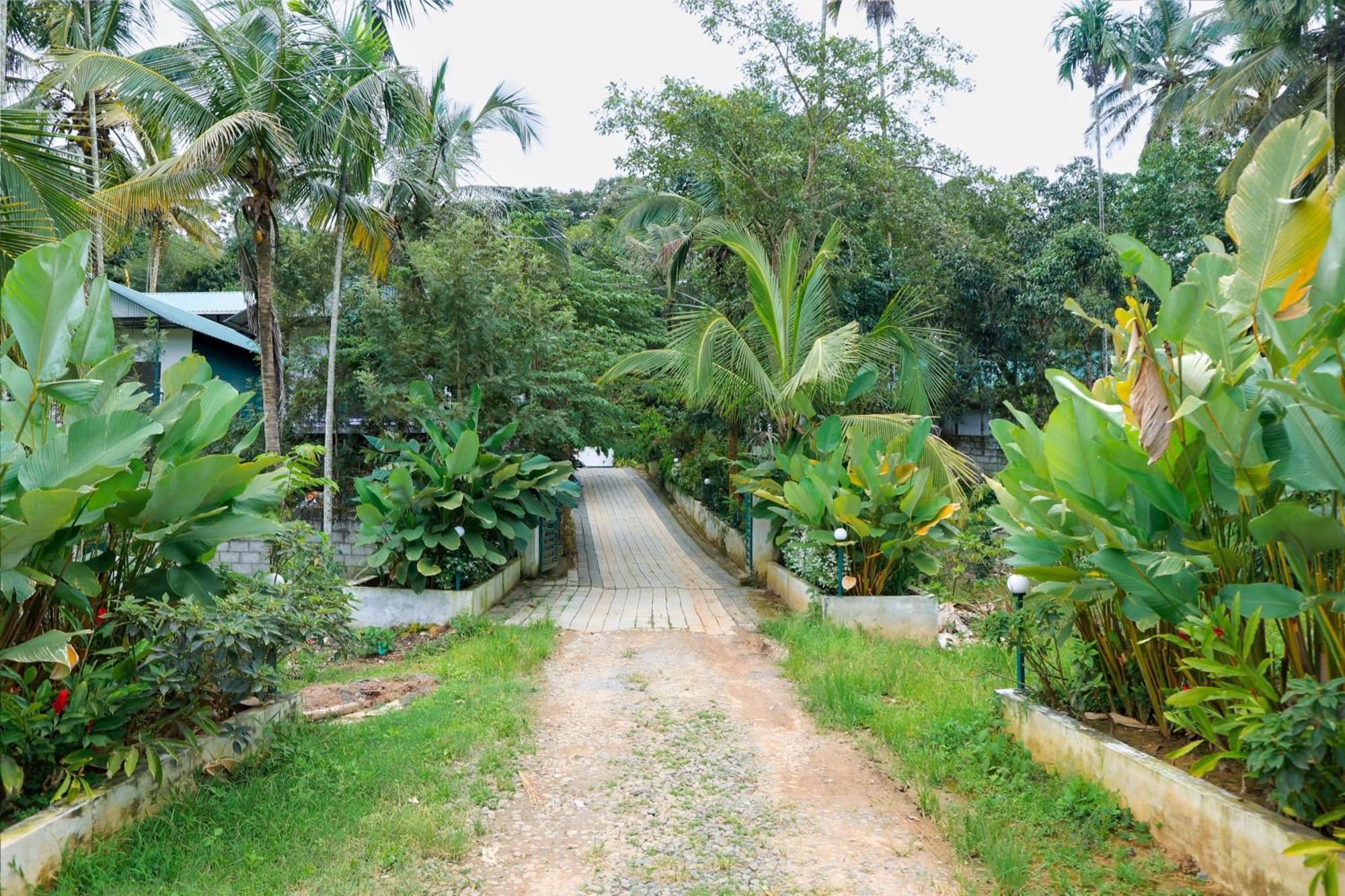 Green Auro By Bob Hotels Wayanad Exteriör bild